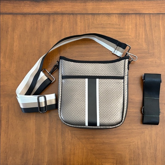 Haute Shore Jeri Ritz Neoprene Crossbody Bag Brown Black - Picture 2 of 16